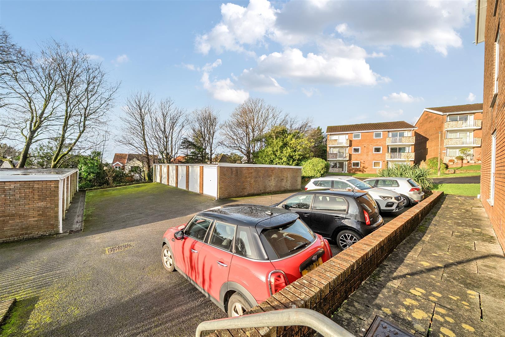 Groves Avenue, Langland, Swansea, SA3 4QX